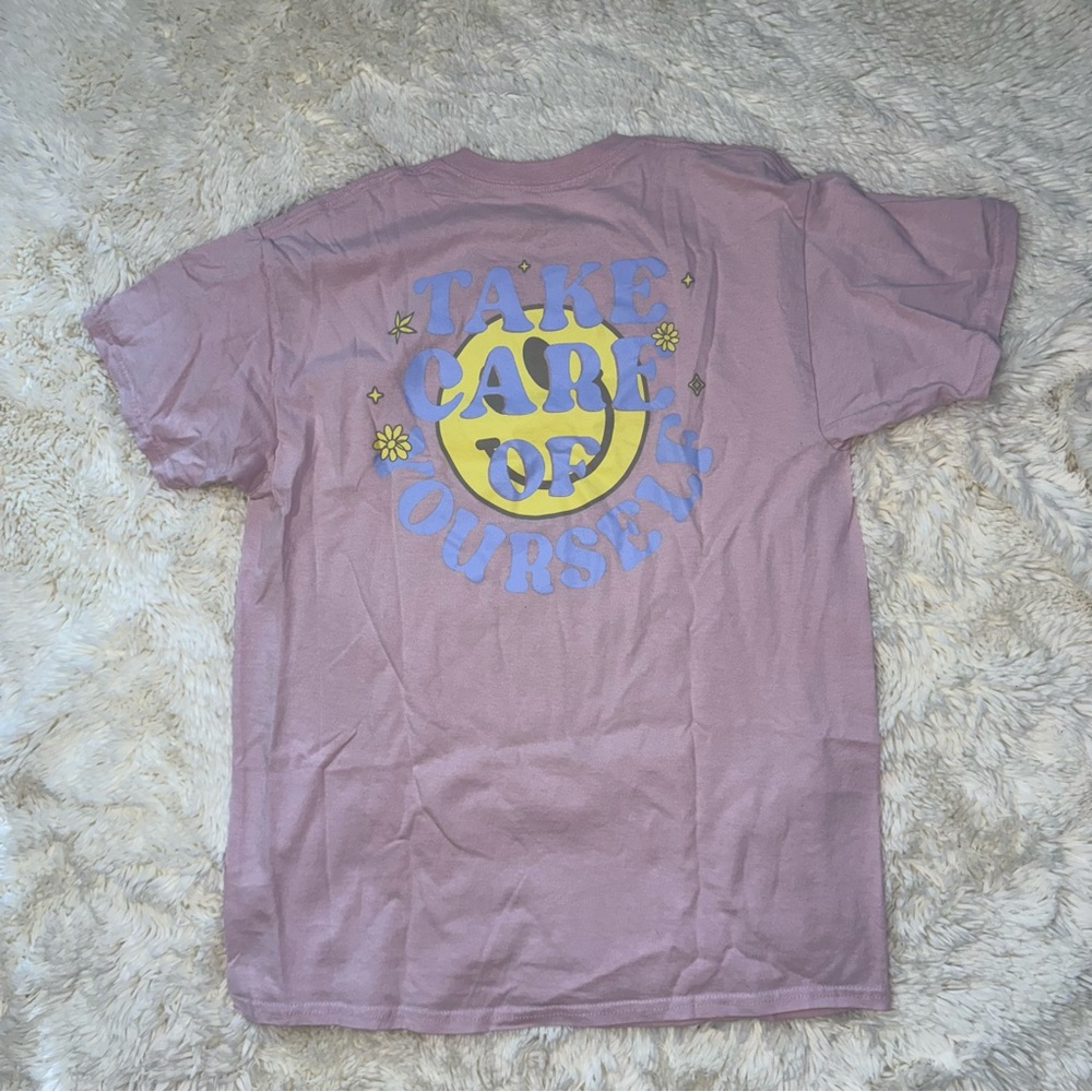Light Purple Smiley Face Men's Tee - Picture 4 of 5